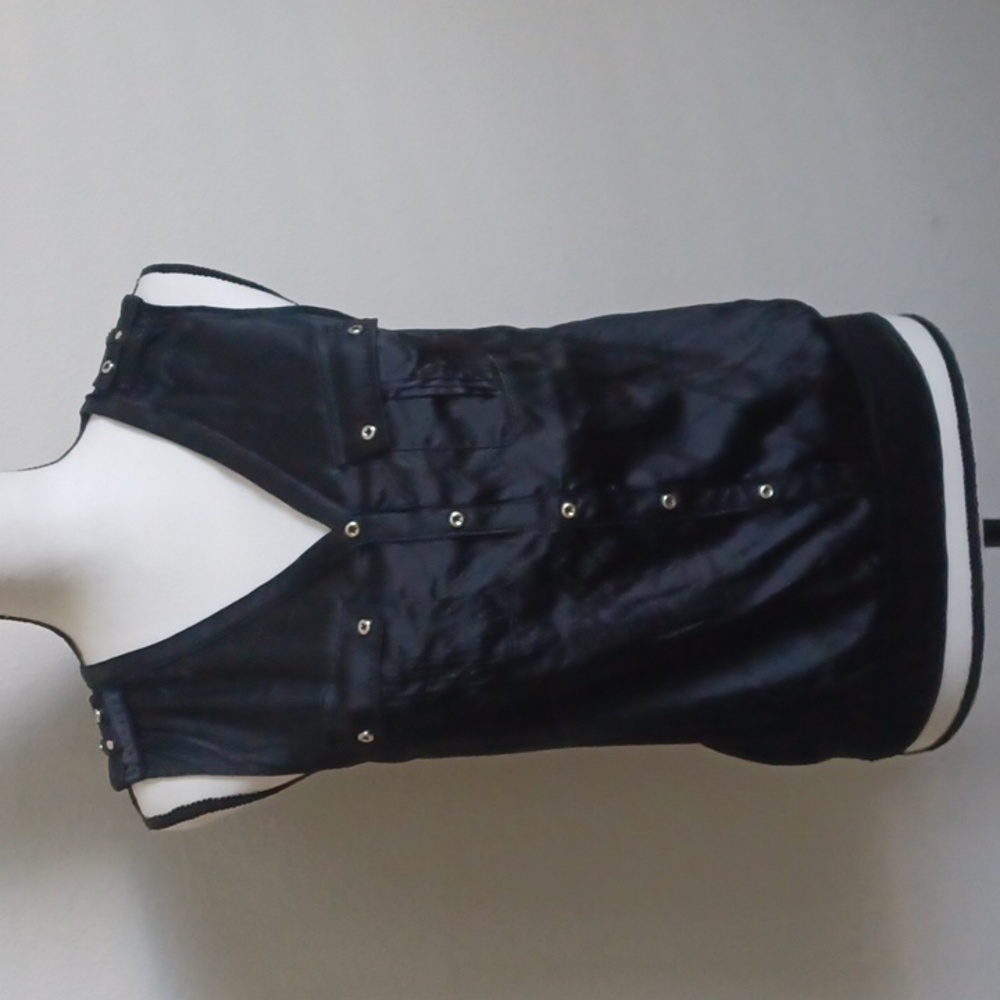 White House Black Market Sleeveless Silk Stretch Blouse